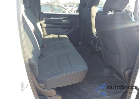 2023 Ram 1500 Big Horn 4X4 5'7 Box z USA, uszkodzony, nr VIN 1C6RRFFG9PN524451